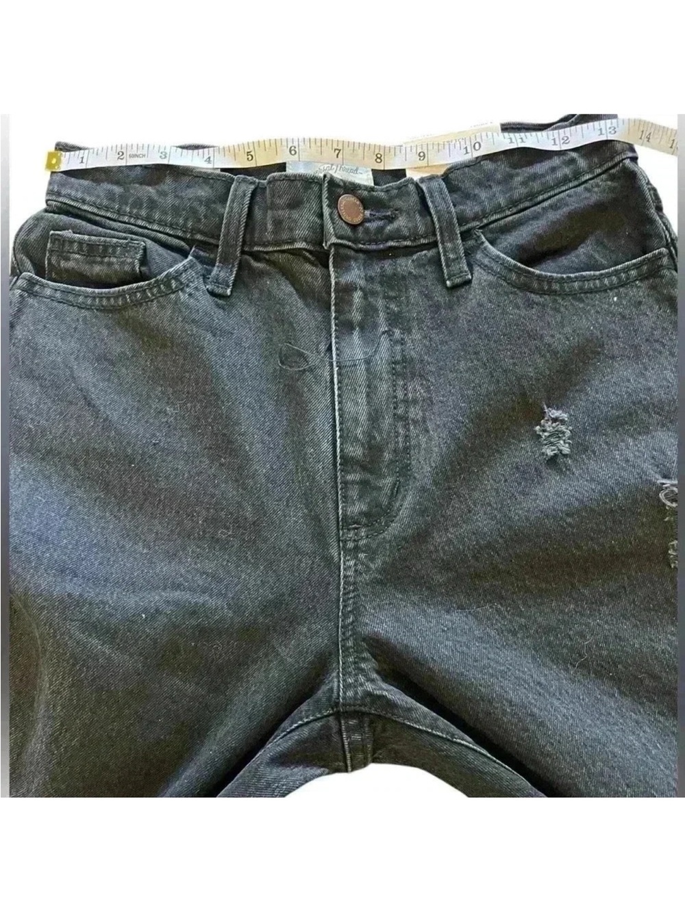 Universal Thread NWT Vintage
Straight Denim Jeans Size 4 Short
27 Waist - Picture 5 of 12